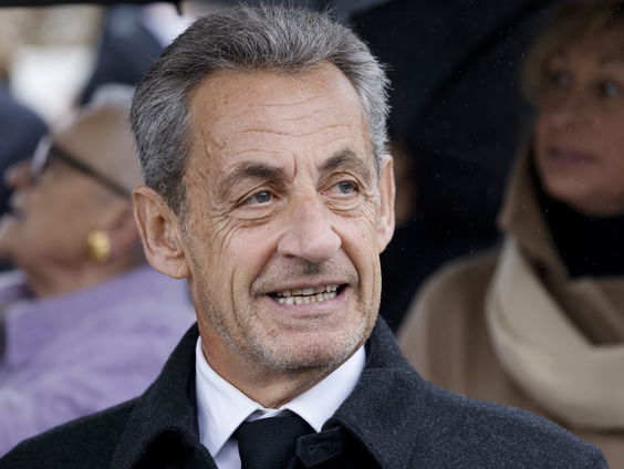 Voormalige Franse president Sarkozy voor de rechter wegens illegale financiering verkiezingscampagne