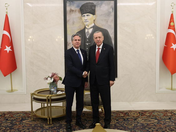 Amerikaanse minister Blinken reist af naar Midden-Oosten