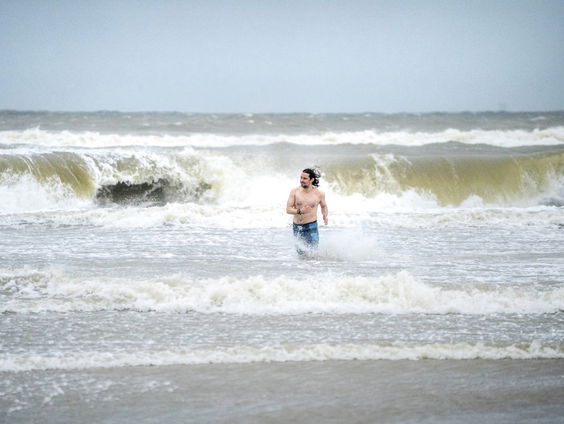 Stand.nl: 'We moeten de gevaren van zwemmen in open water niet onderschatten'