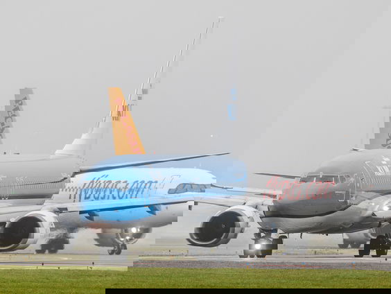 Schiphol-medewerkers eisen onderzoek naar kankerverwekkende uitstoot vliegtuigen