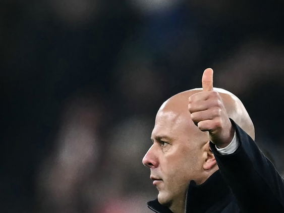 James Worthy over het boek 'De Eerste 100 Dagen van Arne Slot'