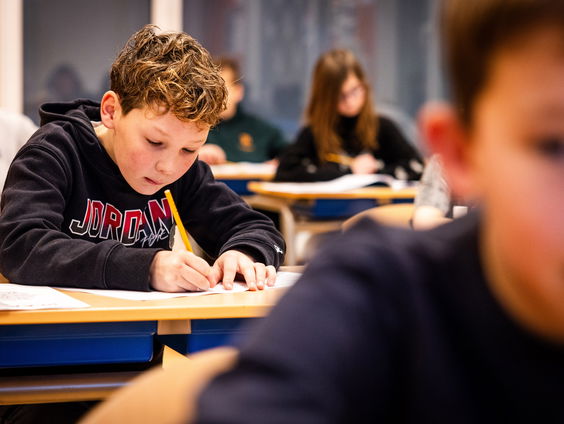 De doorstroomtoets in groep 8 ligt onder vuur, hoe kan het beter?