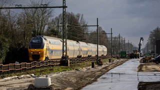 Waar gaat het schaarse geld voor achterstallig onderhoud van bruggen, wegen ...