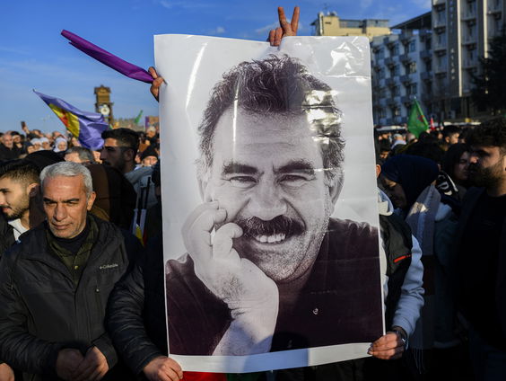 Waarom roept PKK-leider Öcalan op om de strijd te staken?
