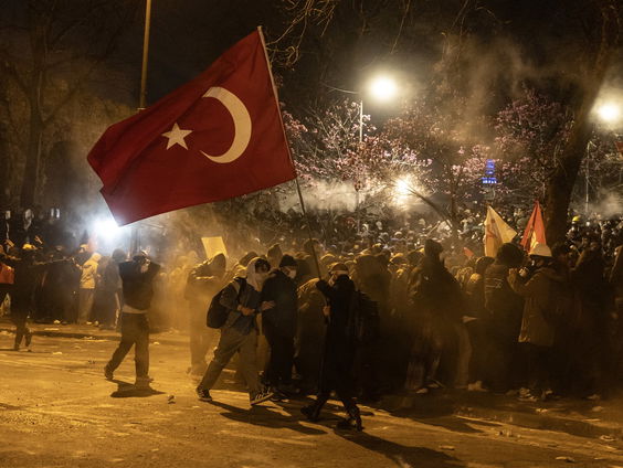 Staat Turkije op het kantelpunt richting autocratie?