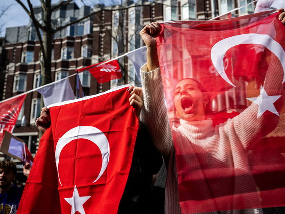 Turkije wacht een gespannen 1 mei-viering