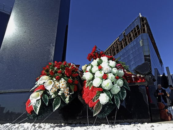 Start proces tegen de daders van aanslag in de Russische stad Krasnogorsk vorig jaar