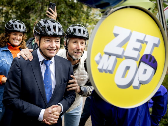 Moet de fietshelm verplicht worden in Nederland