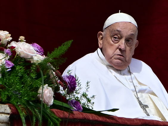 Paus Franciscus overleden