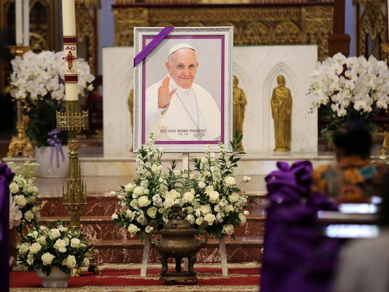 Stijn Fens over de uitvaart van Paus Franciscus
