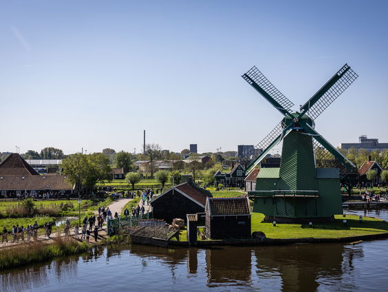 Keiharde aanpak ondermijning gemeente Zaanstad: 'Inwoners weten niet wat hun rechten zijn'