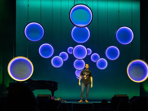 Cabaretmarathon: 750 minuten lachen in Carré