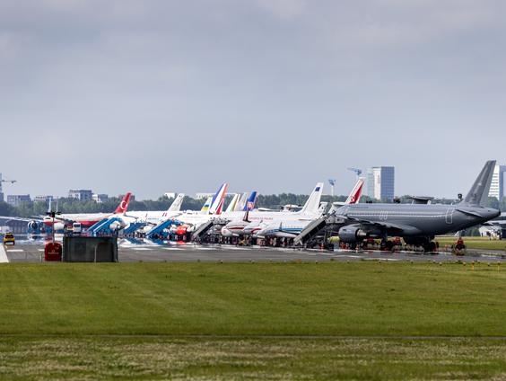 Johan Vollenbroek over handhavingsverzoek Schiphol