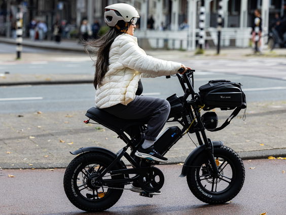 In 2027 helmplicht op fatbikes en e-bikes voor jongeren tot 18 jaar