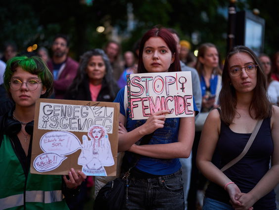 Mojan Samadi over de aanpak van femicide in Zuid-Europa