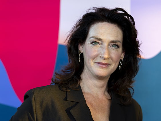 Mystery guest Ghislaine Plag over Radio Tour de France