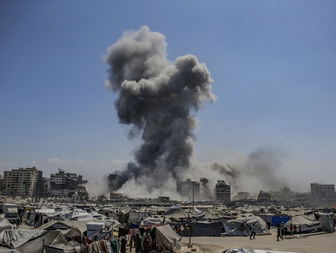 Kliniek Dokters van de Wereld verwoest door Israëlische bombardementen