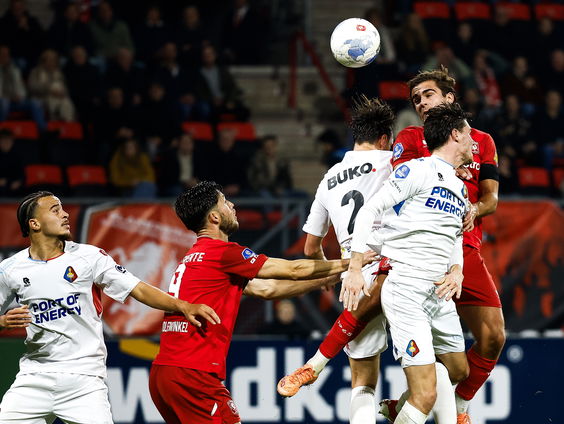 Steeds meer dertigplussers in de eredivisie. Hoe kan dat?