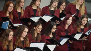 Wachtlijst voor het koor door groeiende populariteit