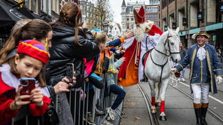Geeft de sinterklaascommercial van Bol.com valse hoop aan kinderen van gesc ...