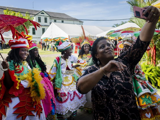 Hoe vieren ze in Suriname 50 jaar onafhankelijkheid?