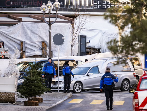 Tientallen doden bij brand in Zwitsers ski-oord