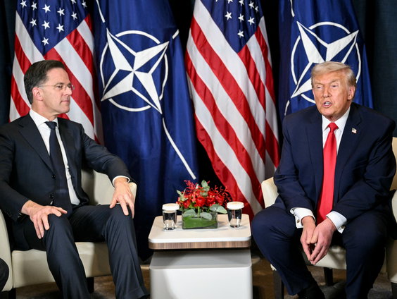 Wereldleiders paaien Trump: hoe werkt die diplomatie?