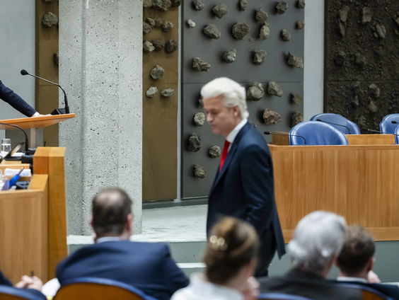 Tweede Kamer debatteert over coalitieakkoord D66, VVD en CDA