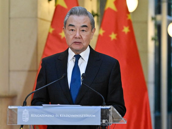 China woedend over oorlog Iran