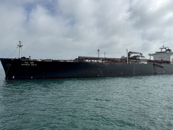 Welke schepen kunnen nog door de straart van Hormuz varen?