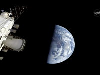 Hoeveel hangt er van deze weersatelliet af?