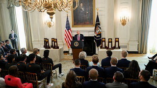 Olaf Koens over verlenging bestand door Trump: "In Iran zeggen ze: Amerikan ...