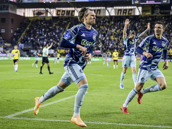 Ajax wint zonder problemen in Breda