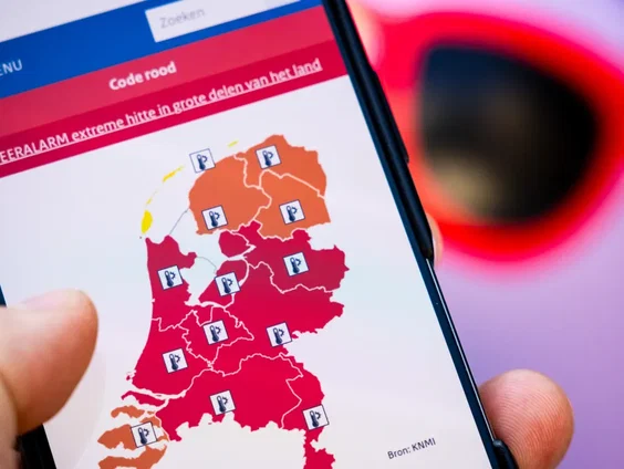 Stand.nl: 'Hoe gaat u om met de hitte?'