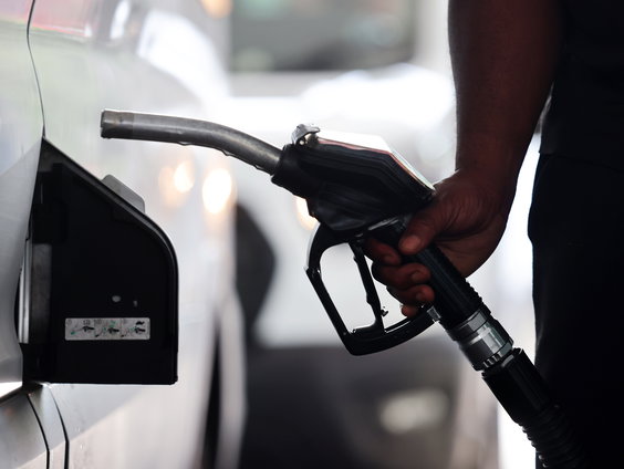 Adviesprijs benzine blijft stijgen