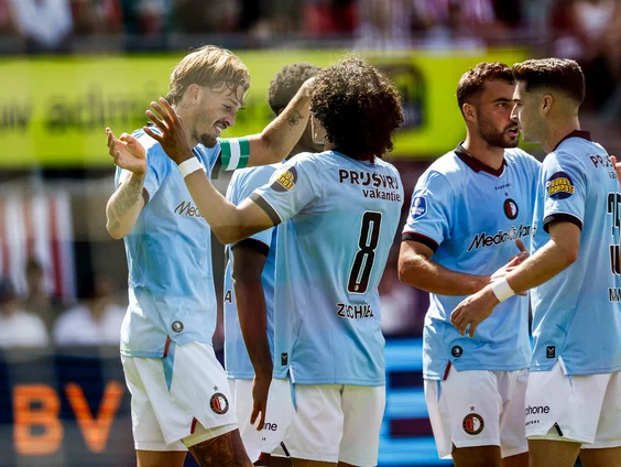 Feyenoord wint stadsderby van Sparta na spannende slotfase (0-1): "Als het gaat lopen, kunnen ze echt goed worden’"