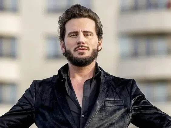 Bouke steelt de show in Viva Las Vegas