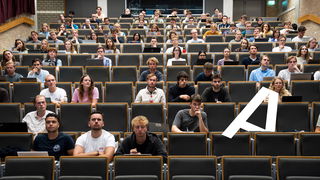 Wie mag er nog demonstreren op de universiteit?