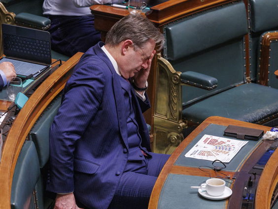 Waarom lijkt het Belgisch debat over de regeringsverklaring zonder eind?