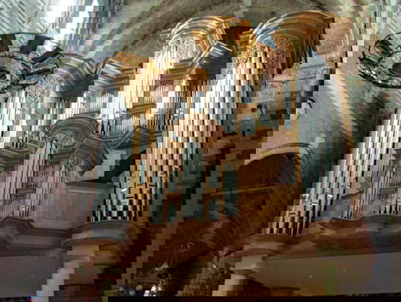 12 Steden, 13 Orgels #99: Duitse Kerststerren op een orgel in Frankrijk