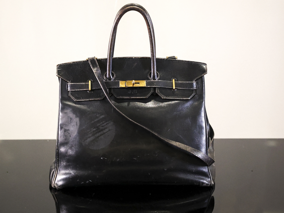 Eerste Birkin handtas onder de hamer: Hoe werd deze tas iconisch?