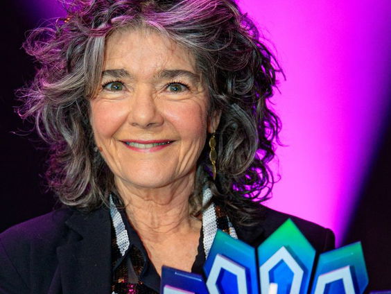 Dieuwertje Blok (67) overleden: gezicht van het Sinterklaasjournaal