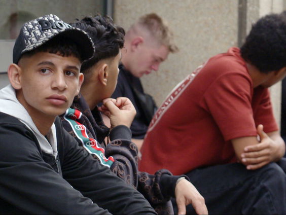 Alleenstaande mannelijke asielzoekers terug naar België sturen? Dat mag niet meer