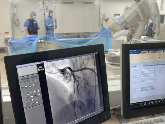 Waarom bestaat er nog steeds een gezondheidskloof tussen mannelijke en vrouwelijke hartpatienten?