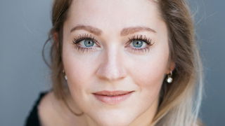 Vanuit de coulissen: Céline Janssen