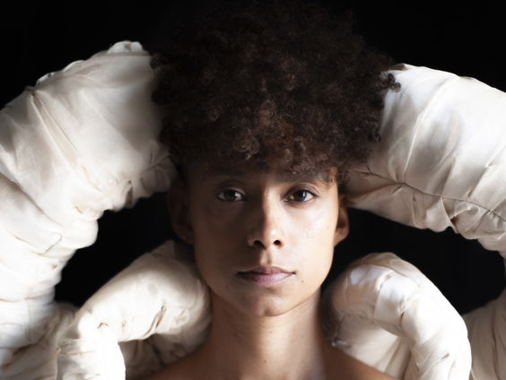 Shishani, antropoloog, activist en artiest