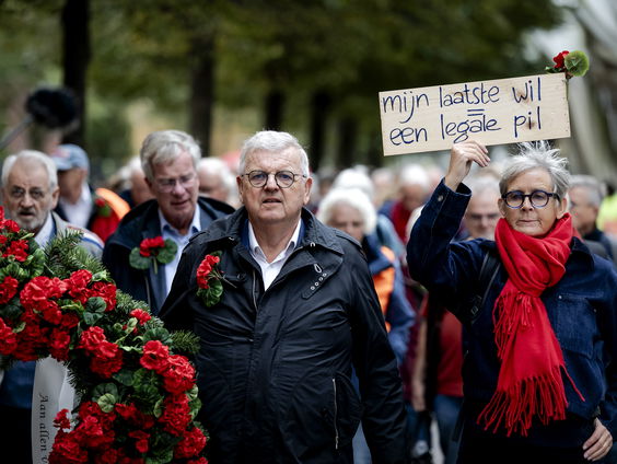 Coöperatie Laatste Wil komt met een zelfdodingskraag. Hoe ethisch is dat?