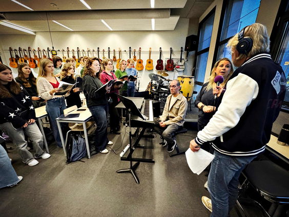 Stembus: Harens Lyceum