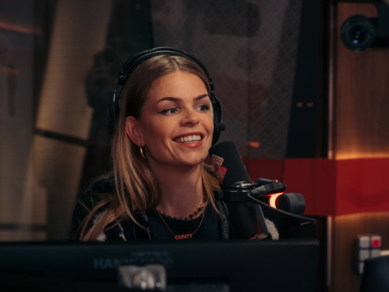 Wat zou jij veranderen? Davina Michelle brengt nieuwe single langs bij Aan De Slag!