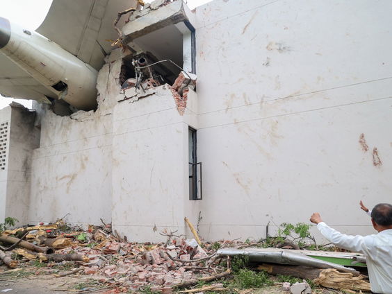 Na dodelijke crash houdt Air India meerdere vliegtuigen aan de grond